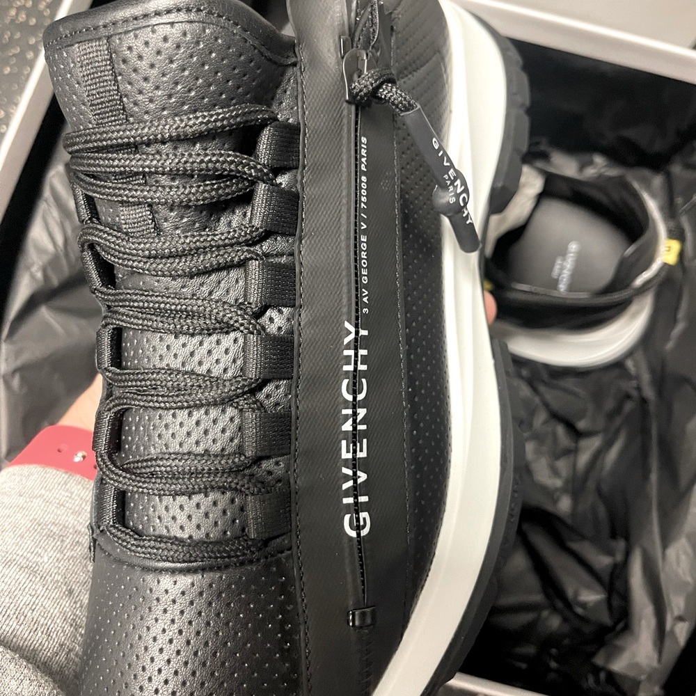 Brand new GIVENCHY sneakers NEVER WORN